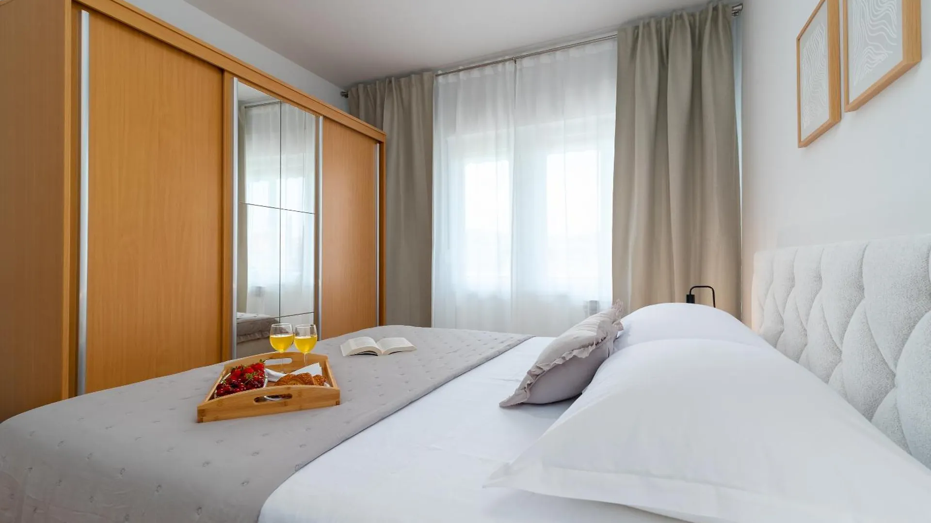 Apartment Lota-Trogir 0*, Trogir
